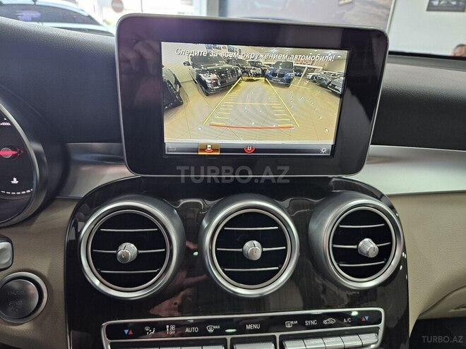 Mercedes GLC 300 4MATIC 2018, 196,923 km - 2.0 l - Bakı