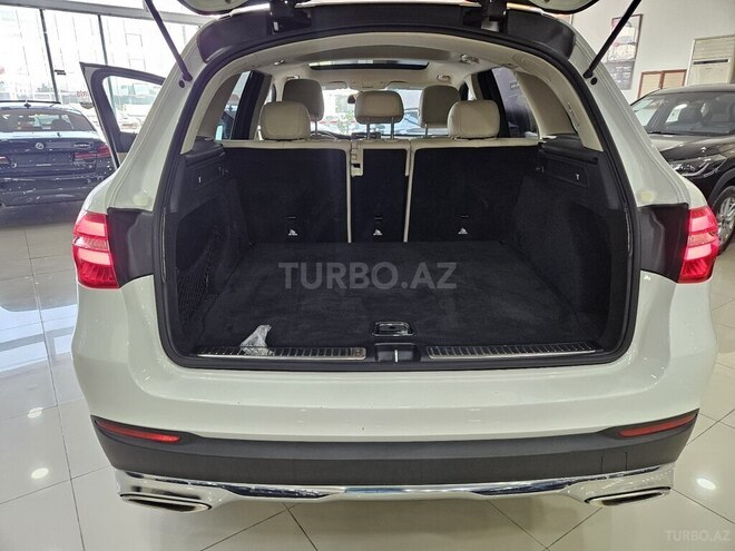 Mercedes GLC 300 4MATIC 2018, 196,923 km - 2.0 l - Bakı