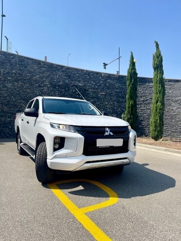 Mitsubishi L200 2021, 148,000 km - 2.4 l - Bakı