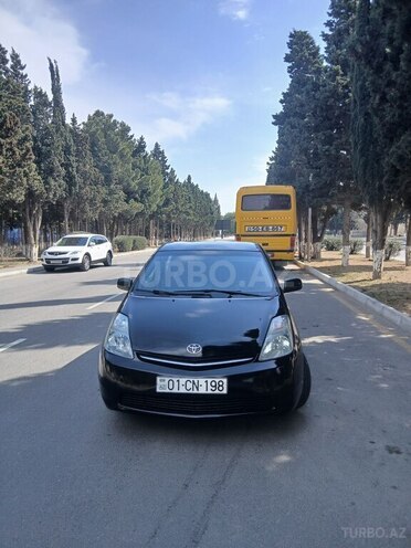 Toyota Prius-7