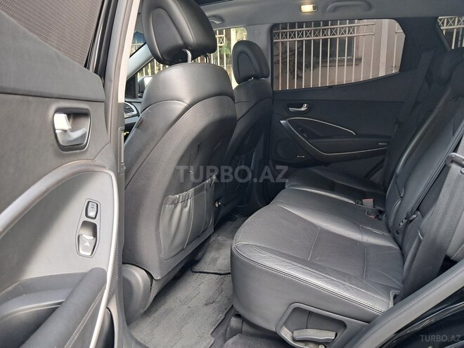 Hyundai Santa Fe-18