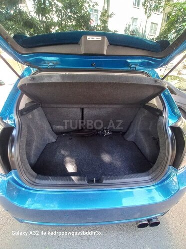 Toyota Corolla 2006, 270,000 km - 1.4 l - Bakı