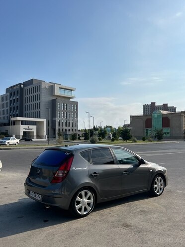 Hyundai i30 2008, 261,000 km - 1.6 l - Bakı