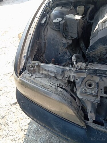 BMW 523 1997, 500,000 km - 2.5 л - Bakı