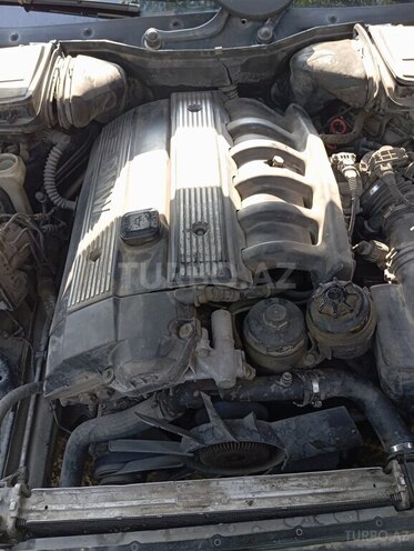BMW 523 1997, 500,000 km - 2.5 л - Bakı