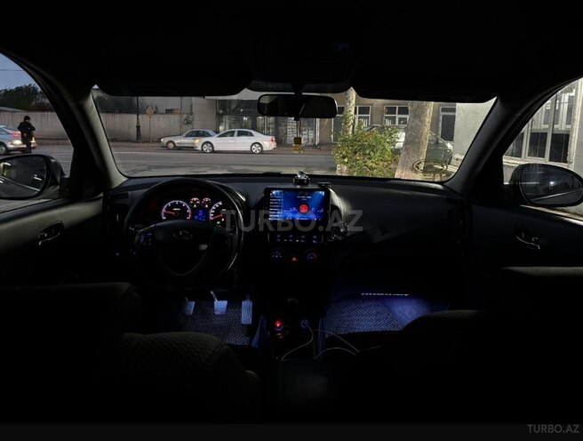 Hyundai i30 2008, 261,000 km - 1.6 l - Bakı