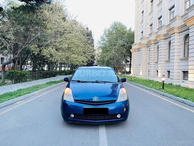 Toyota Prius-1