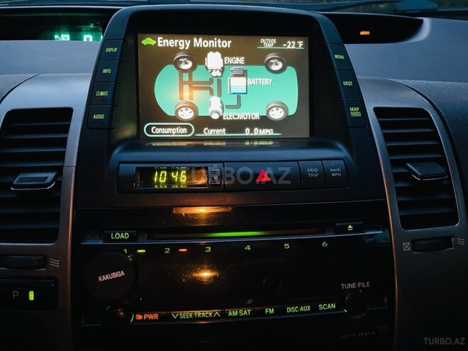 Toyota Prius-14