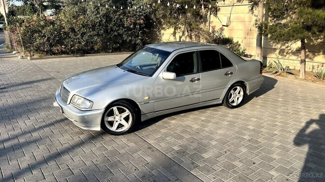 Mercedes C 220 d 1998, 355,000 km - 2.2 l - Bakı