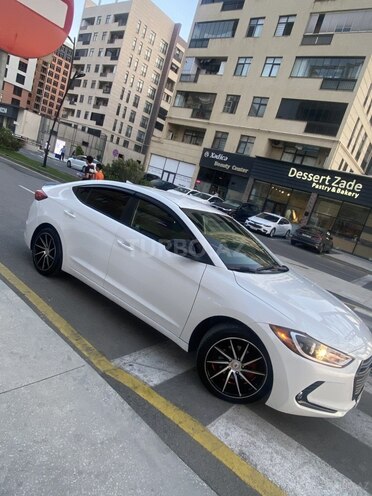 Hyundai Elantra 2018, 129,000 km - 2.0 л - Sumqayıt