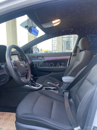 Hyundai Elantra 2018, 129,000 km - 2.0 л - Sumqayıt