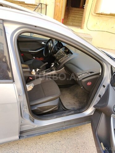 Ford Focus 2013, 177,000 km - 1.6 л - Bakı