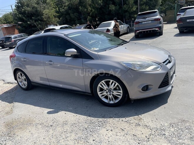Ford Focus 2013, 177,000 km - 1.6 л - Bakı