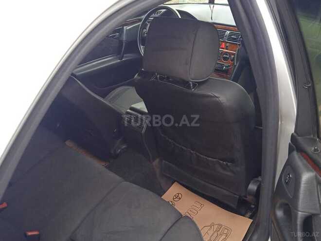 Mercedes E 300 1998, 201,245 km - 3.0 l - Bərdə