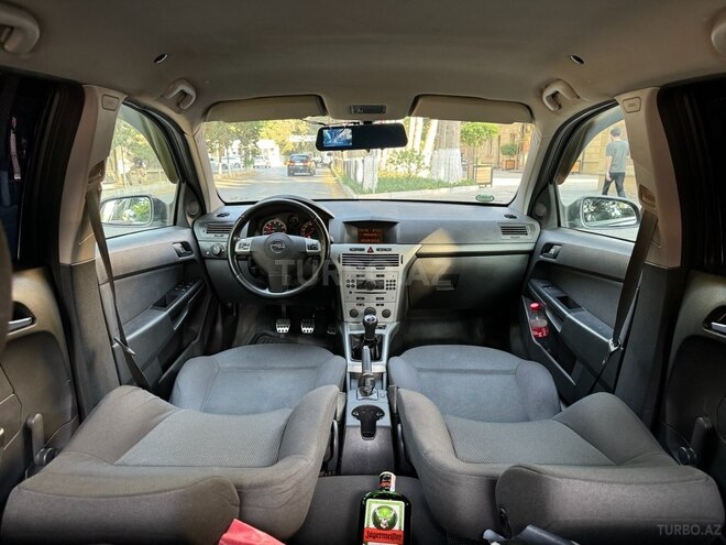 Opel Astra 2009, 208,000 km - 1.4 l - Bakı
