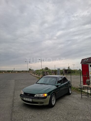 Opel Vectra 1996, 430,000 km - 2.0 l - Ucar