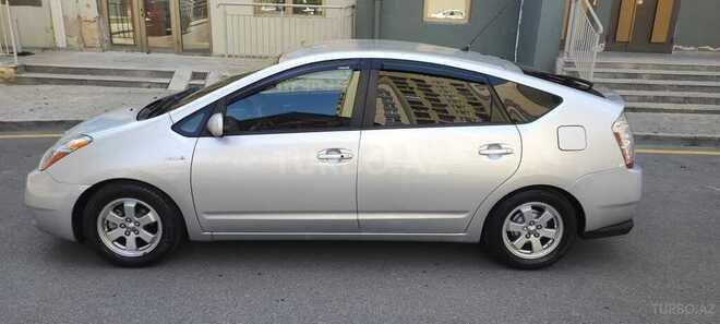 Toyota Prius-14