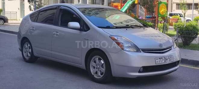 Toyota Prius-16