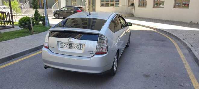 Toyota Prius-10