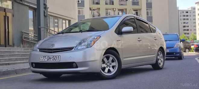 Toyota Prius-4