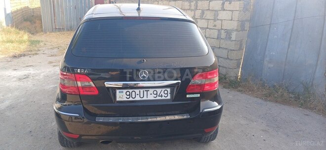 Mercedes B 180 2011, 251,414 km - 1.7 l - Sumqayıt