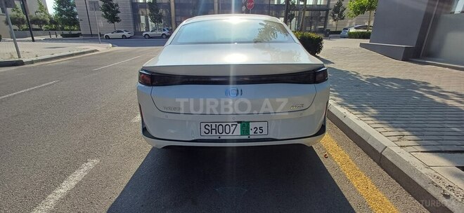Changan Qiyuan A05 2025, 0 km - 1.5 л - Bakı