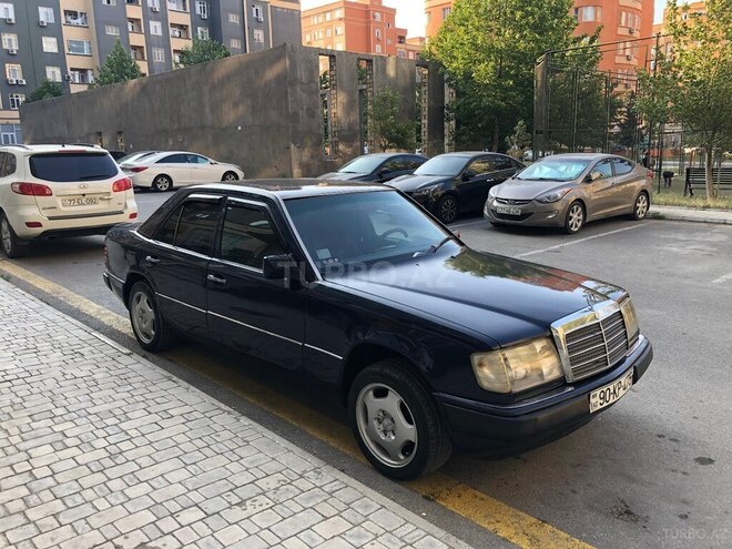 Mercedes E 250 1989, 650,000 km - 2.5 л - Bakı