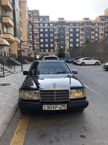 Mercedes E 250 1989, 650,000 km - 2.5 л - Bakı