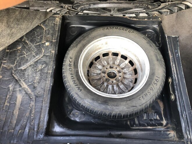 Mercedes E 250 1989, 650,000 km - 2.5 л - Bakı