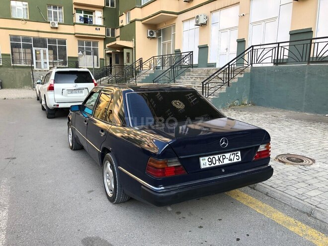 Mercedes E 250 1989, 650,000 km - 2.5 л - Bakı