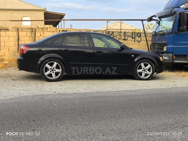 Audi A4 2003, 260,000 km - 1.8 л - Bakı