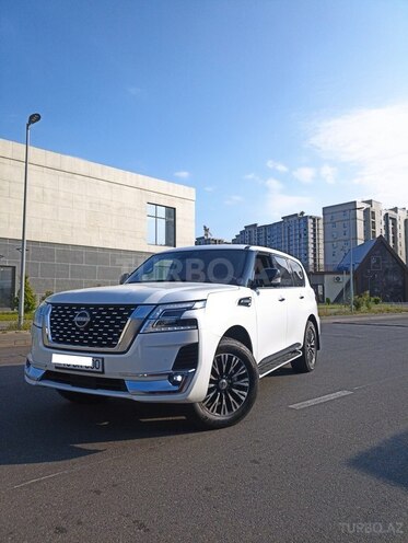 Nissan Patrol 2013, 170,000 km - 5.6 l - Bakı