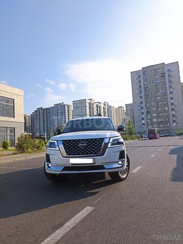 Nissan Patrol 2013, 170,000 km - 5.6 l - Bakı