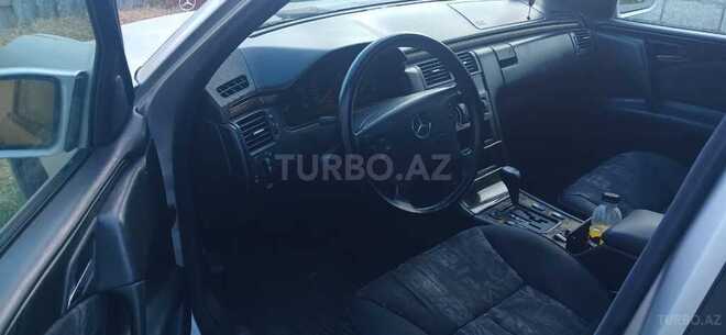 Mercedes E 230 1997, 252,500 km - 2.3 l - Sumqayıt