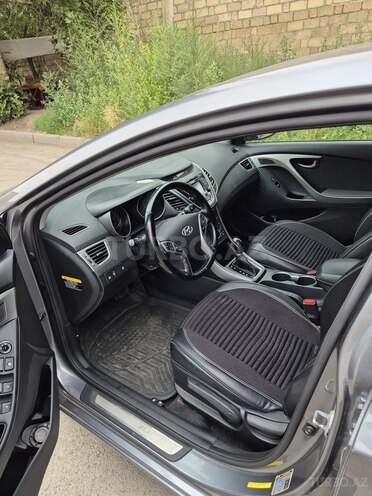 Hyundai Elantra 2015, 137,000 km - 1.8 л - Yevlax