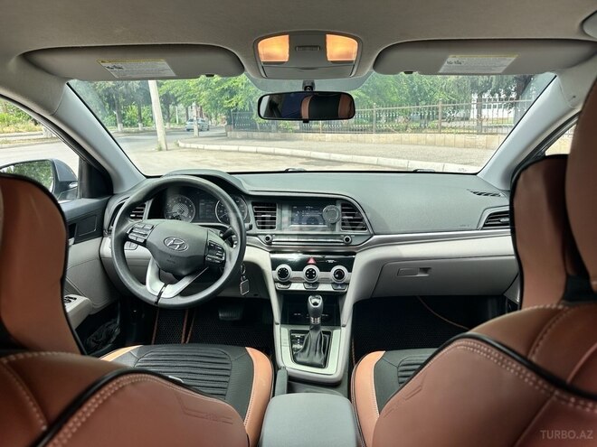 Hyundai Elantra 2019, 114,988 km - 2.0 l - Bakı