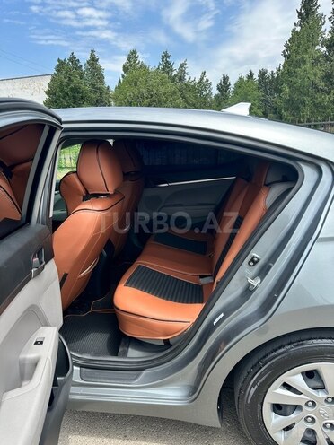 Hyundai Elantra 2019, 114,988 km - 2.0 l - Bakı