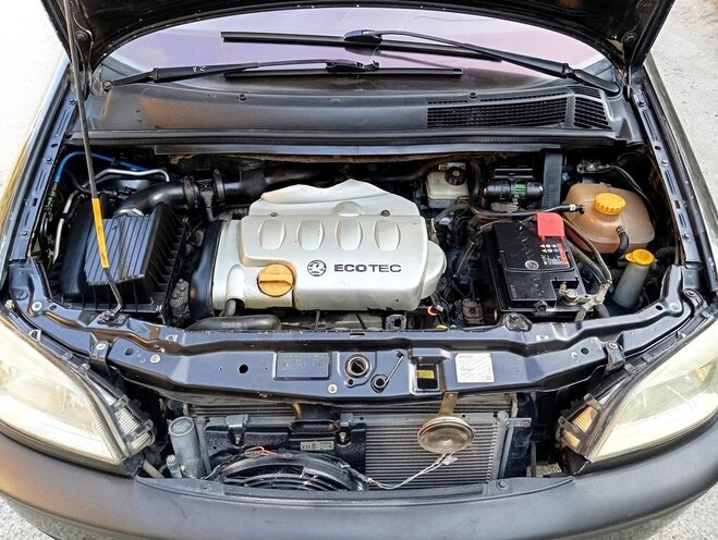 Opel Zafira 2001, 298,000 km - 1.8 l - Sumqayıt