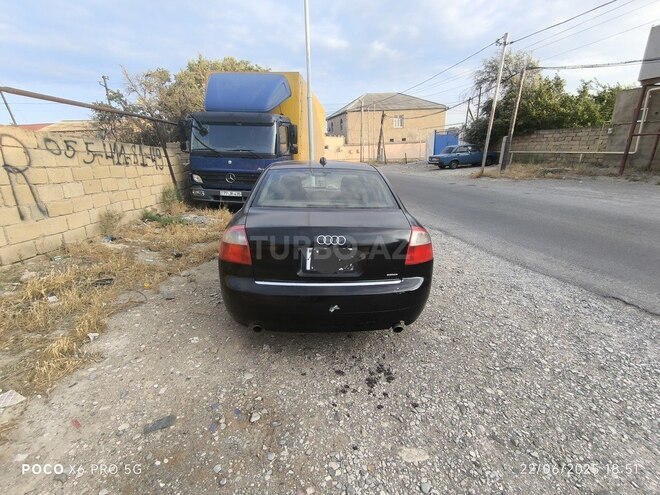 Audi A4 2003, 260,000 km - 1.8 л - Bakı