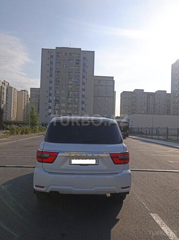 Nissan Patrol 2013, 170,000 km - 5.6 l - Bakı