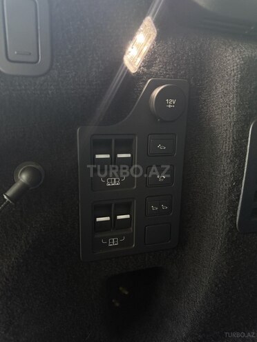 Land Rover Discovery 2017, 122,880 km - 3.0 л - Bakı