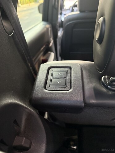 Land Rover Discovery 2017, 122,880 km - 3.0 л - Bakı