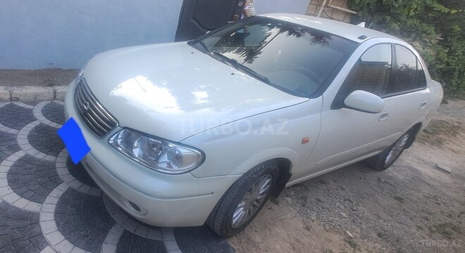 Nissan Sunny 2008, 260,000 km - 1.8 l - Bakı