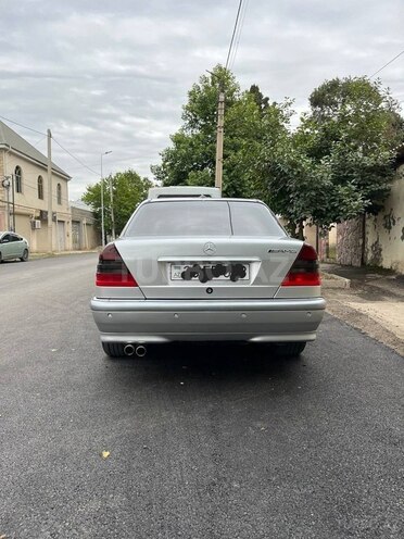 Mercedes C 240 1998, 285,000 km - 2.4 l - Gəncə
