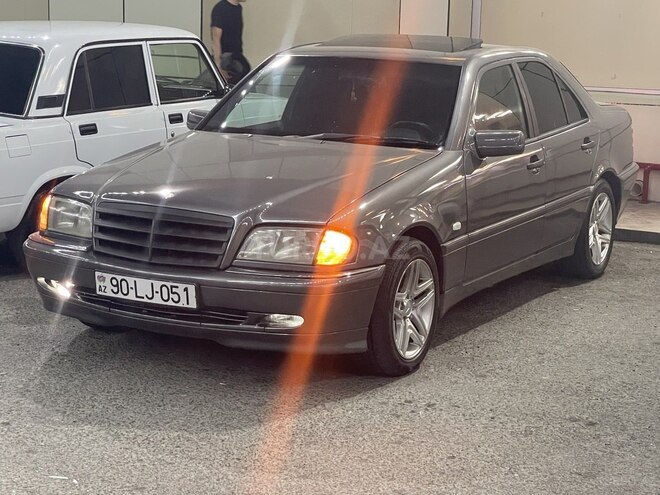Mercedes C 220 d 1999, 390,000 km - 2.2 л - Bakı