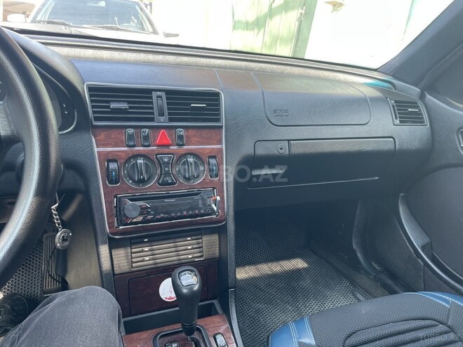 Mercedes C 220 d 1999, 390,000 km - 2.2 л - Bakı