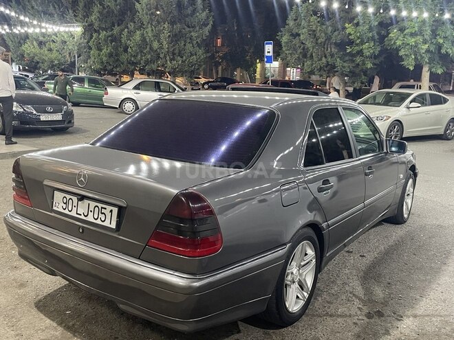 Mercedes C 220 d 1999, 390,000 km - 2.2 л - Bakı