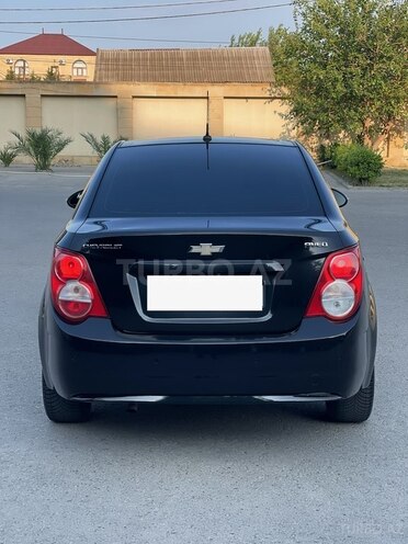 Chevrolet Aveo-4