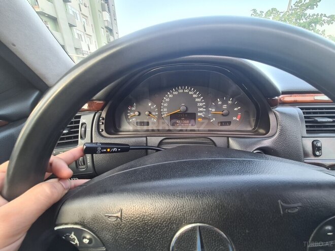 Mercedes E 220 d 2000, 470,240 km - 2.2 l - Bakı