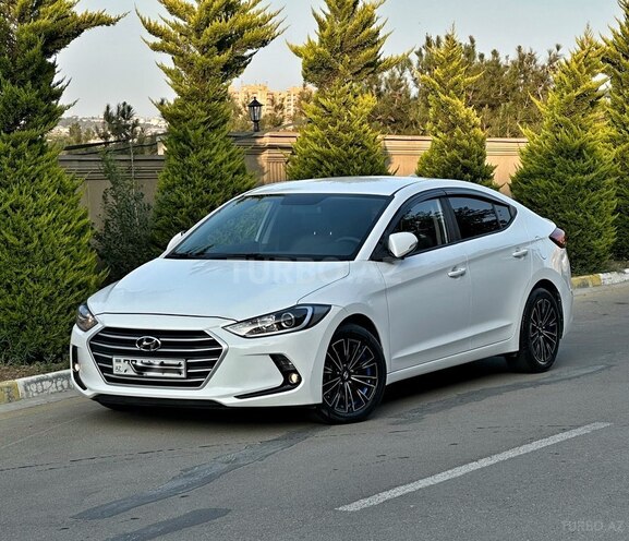 Hyundai Avante 2016, 140,000 km - 1.6 л - Bakı